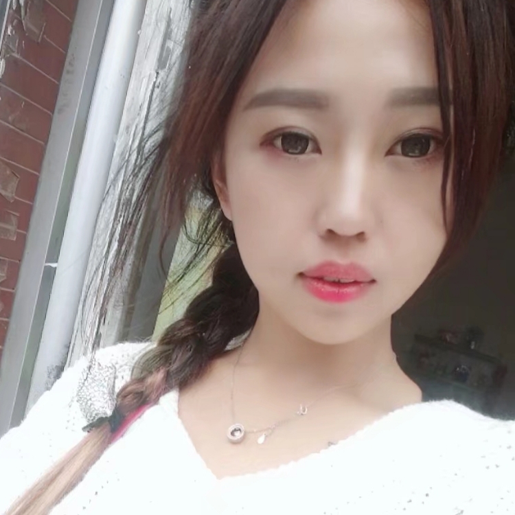 不粘人的小妖精