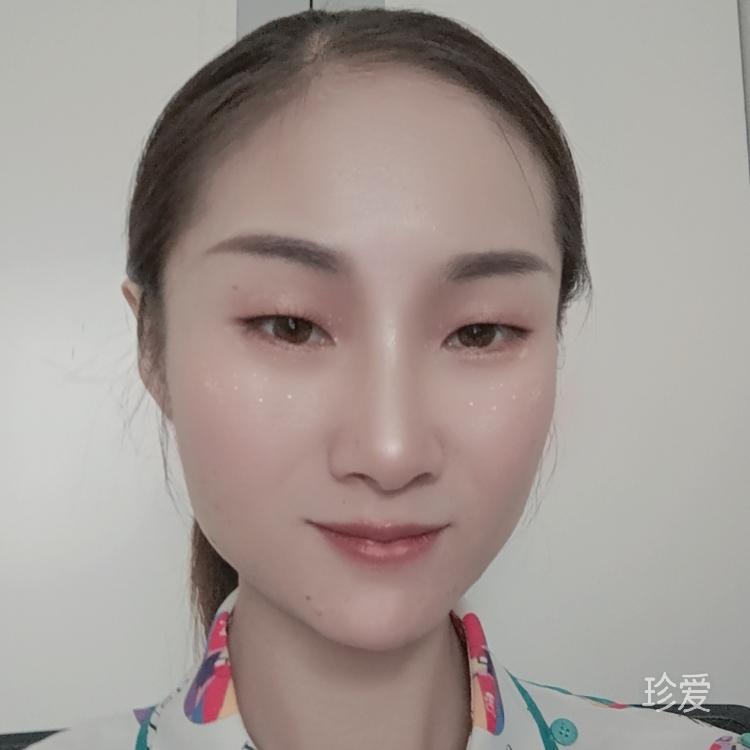 把睫毛凍成小冰棍