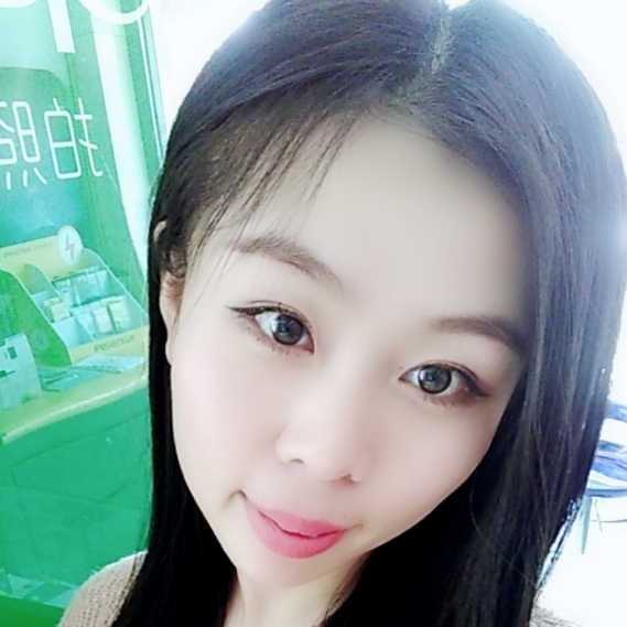 Li現(xiàn)的小迷姐