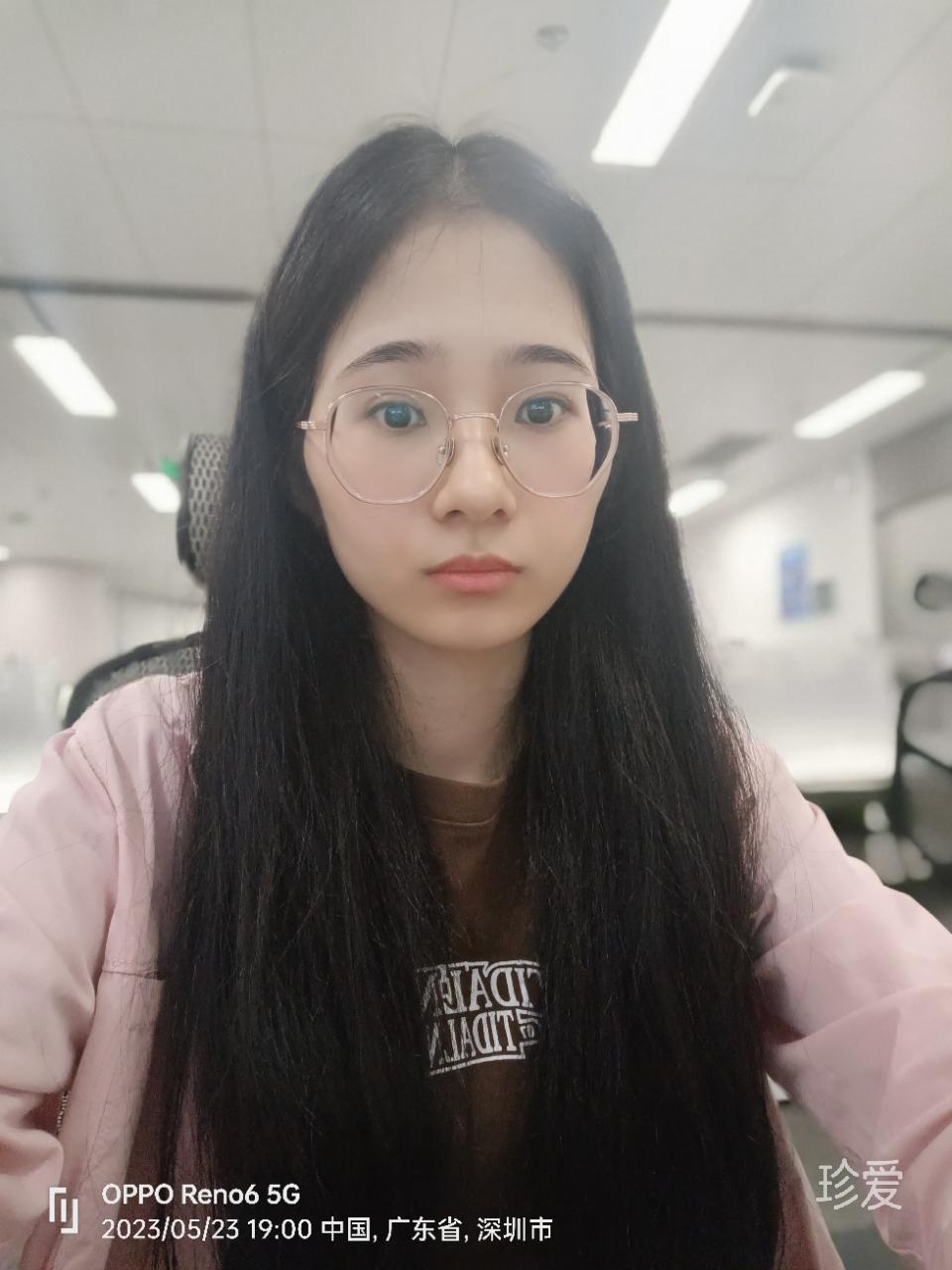 開心風中的野百合