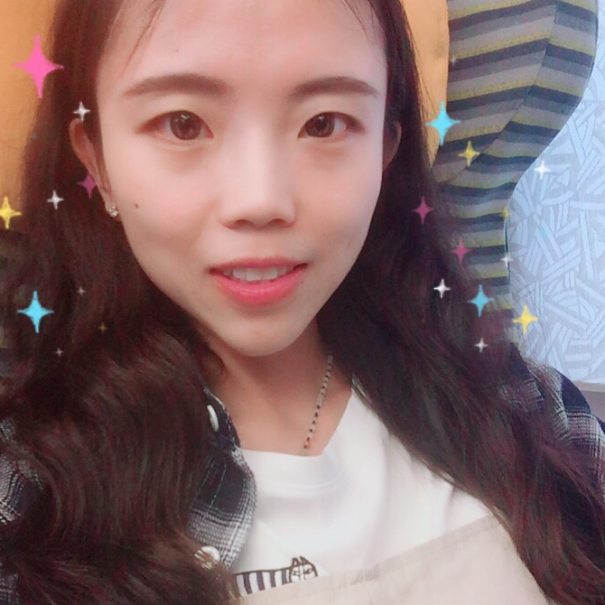 愛草莓的小阿姨