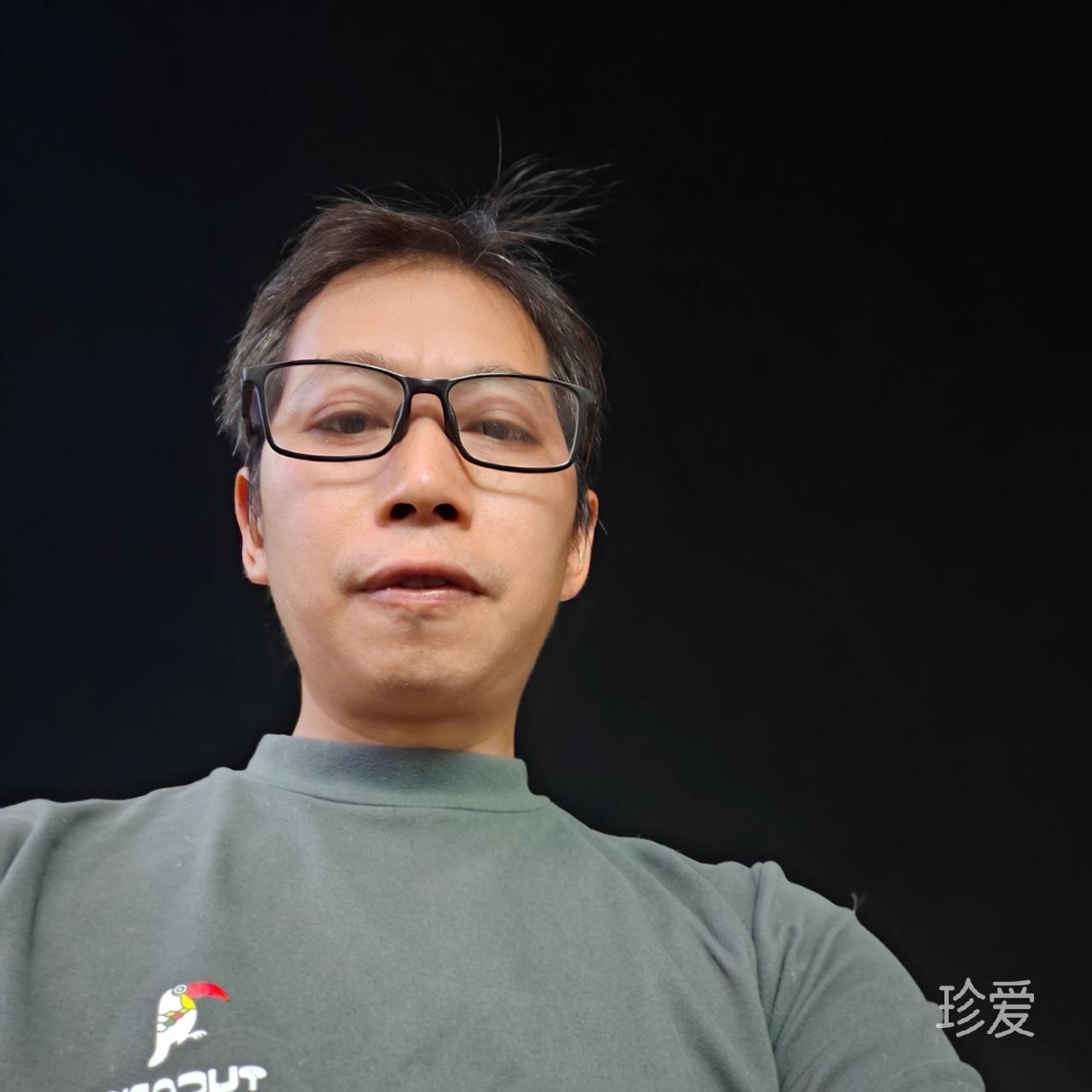 孤独和宇宙一样