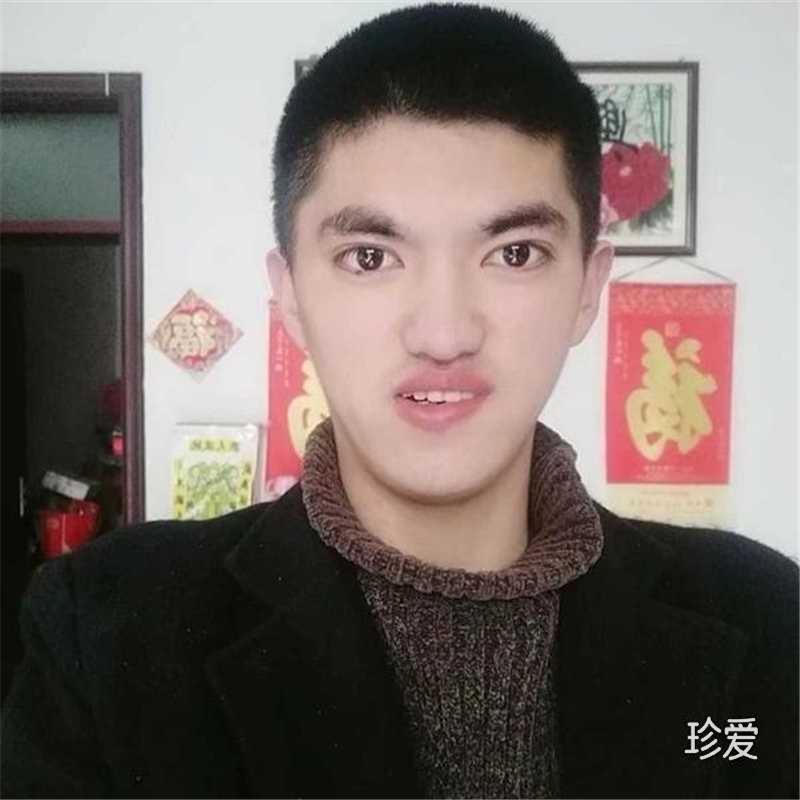 帅气男孩