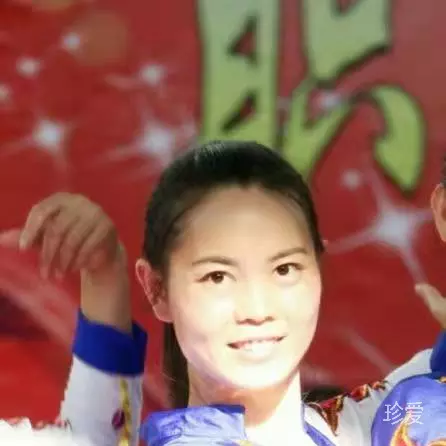 笑着放手