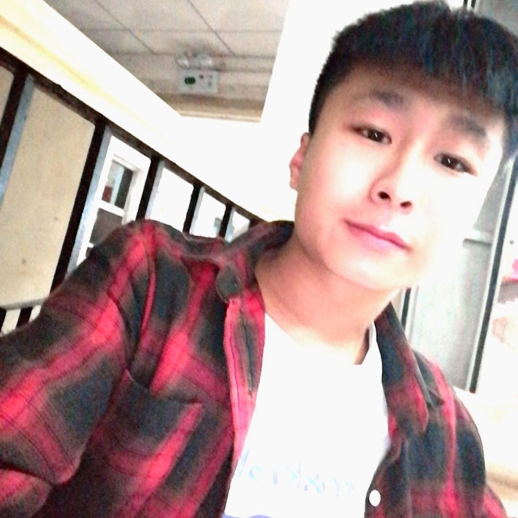 假装是个火龙果