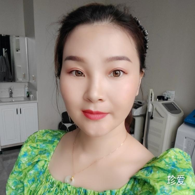 做一個(gè)多笑的女人