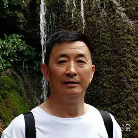 穿過星河擁抱你