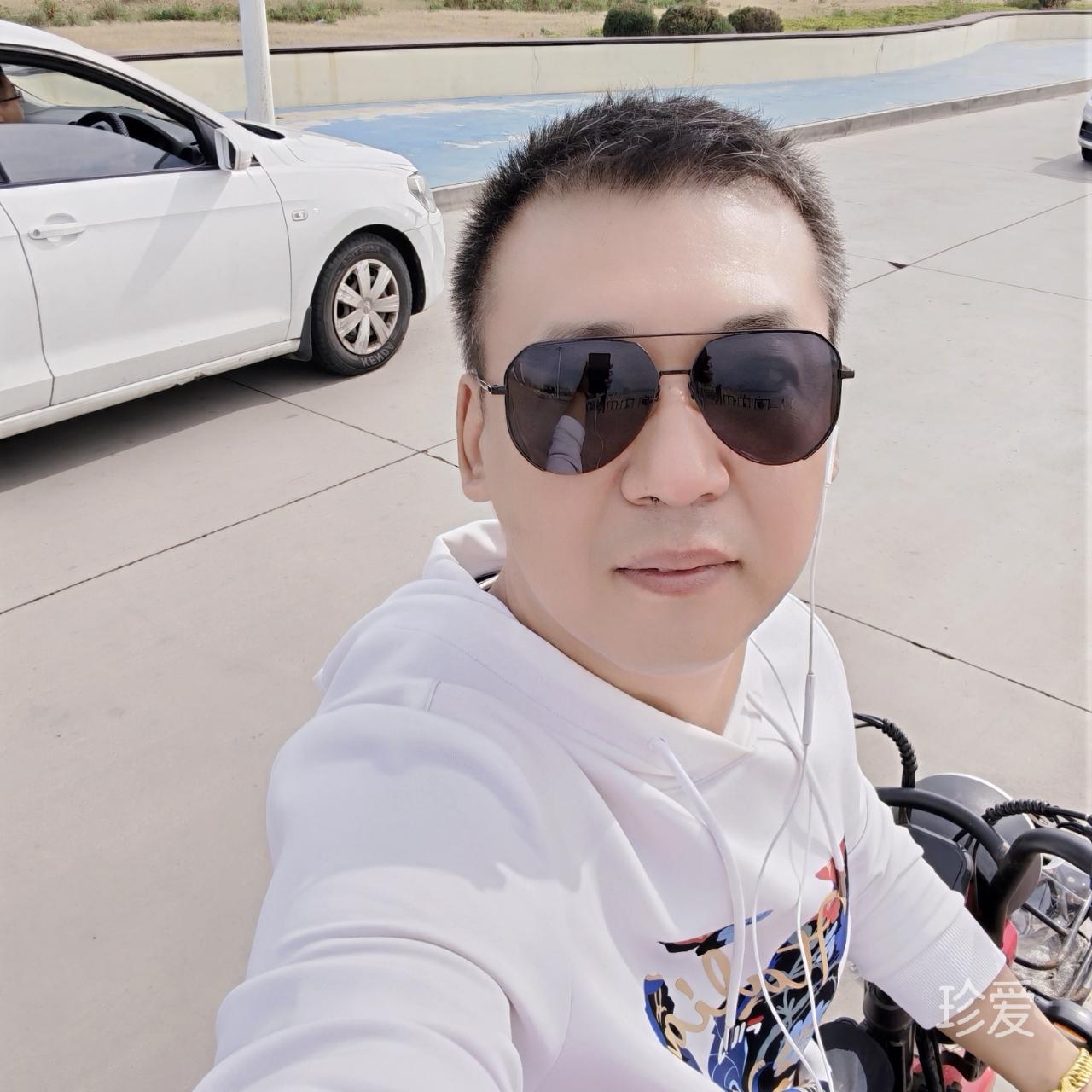 孤默