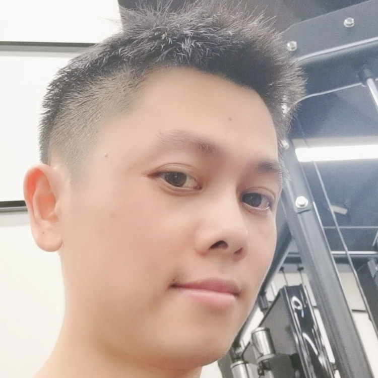 积极向上的老男孩