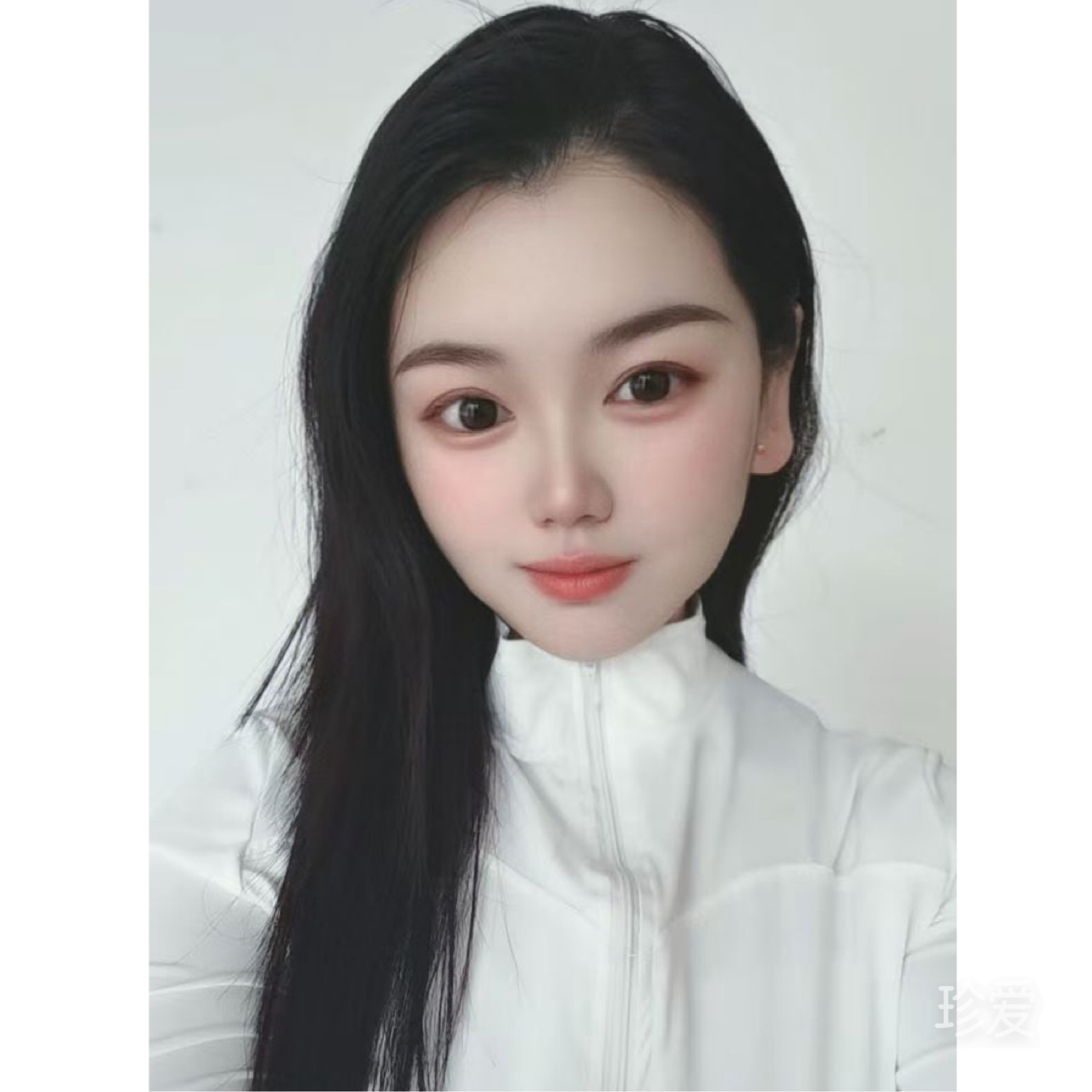 雷琪
