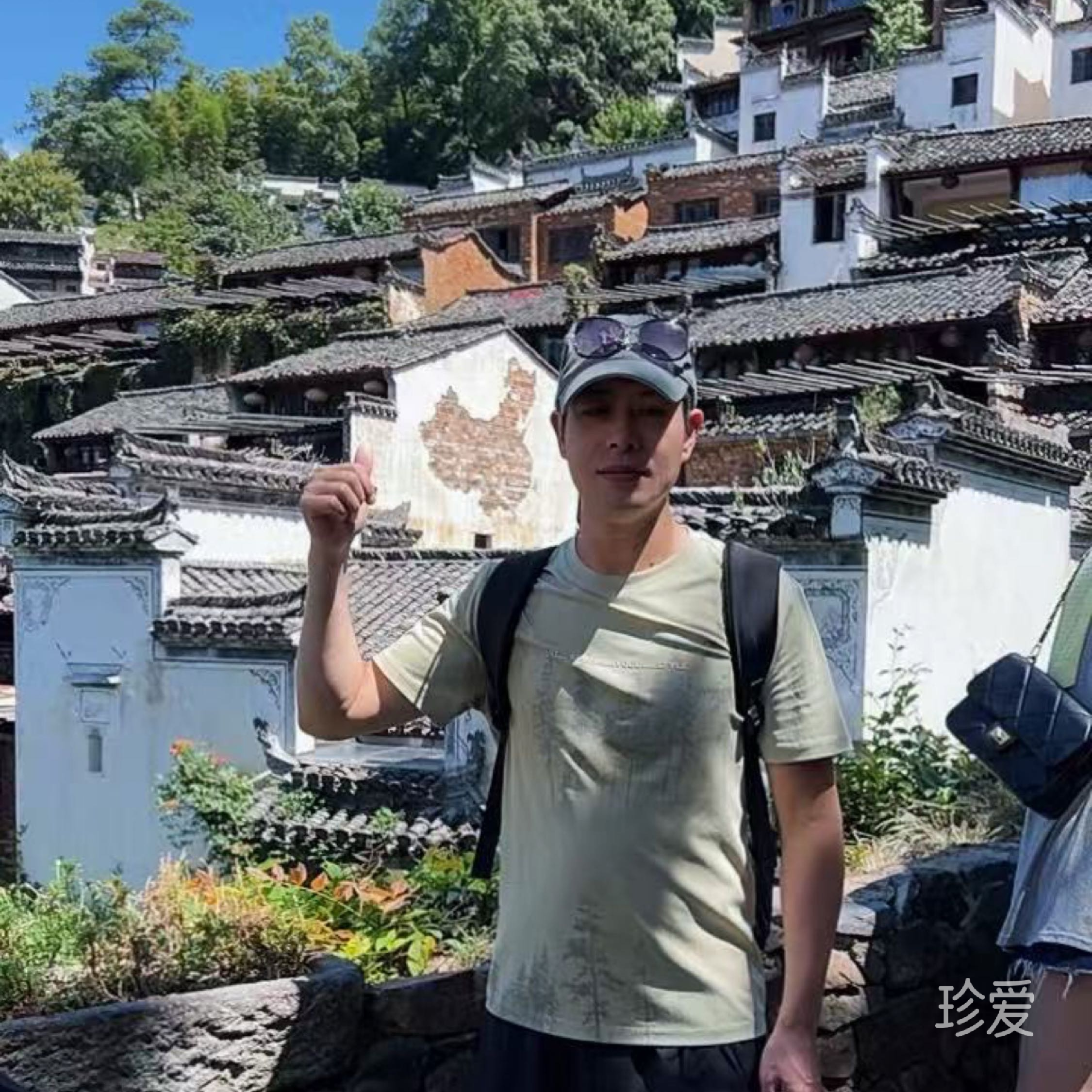贪财好色小哥哥