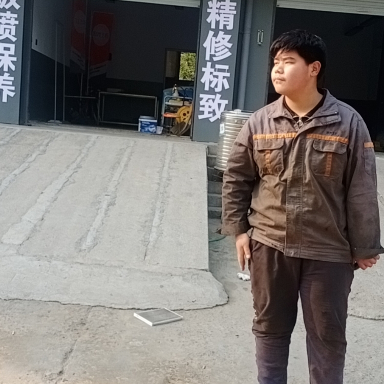 穿过黑暗的岁月