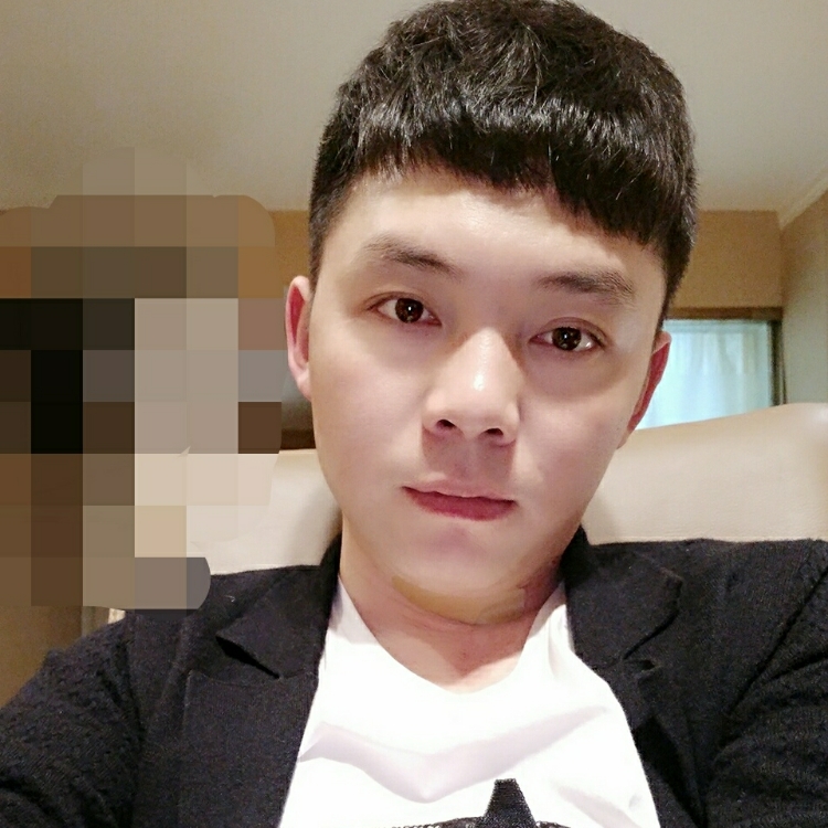 發(fā)發(fā)哥哥