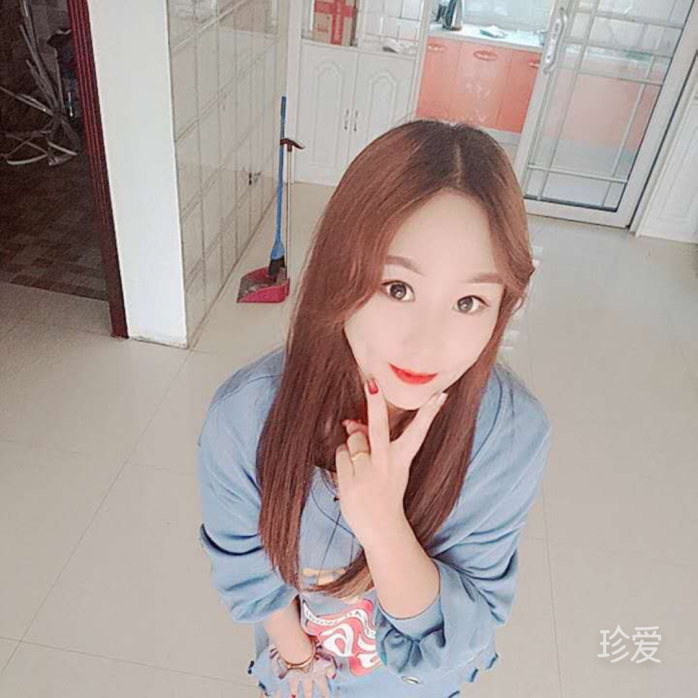 一杯奶茶少糖去冰