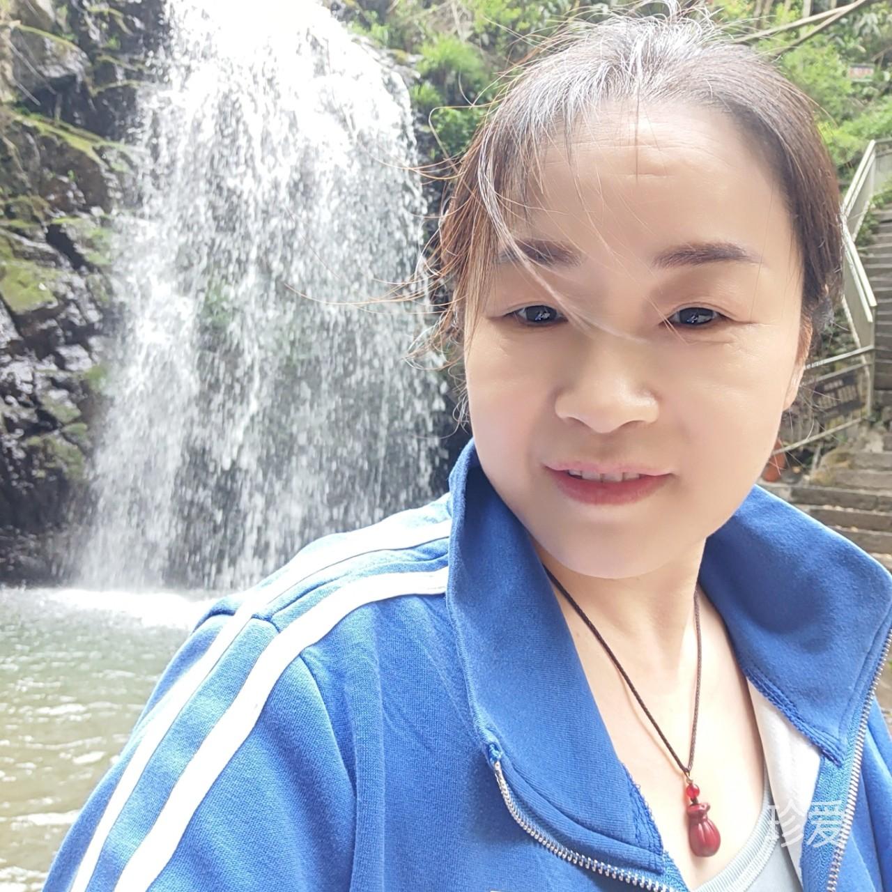 芳草相依