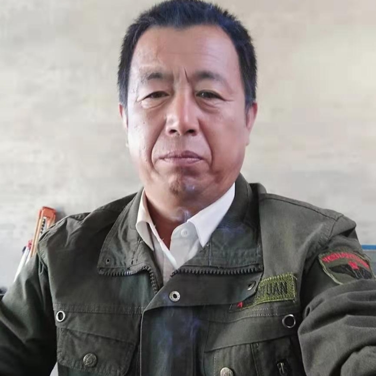 騎著毛驢上高速