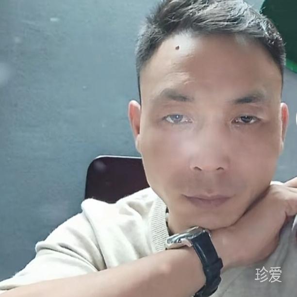 夕阳下的咖啡店