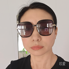 純