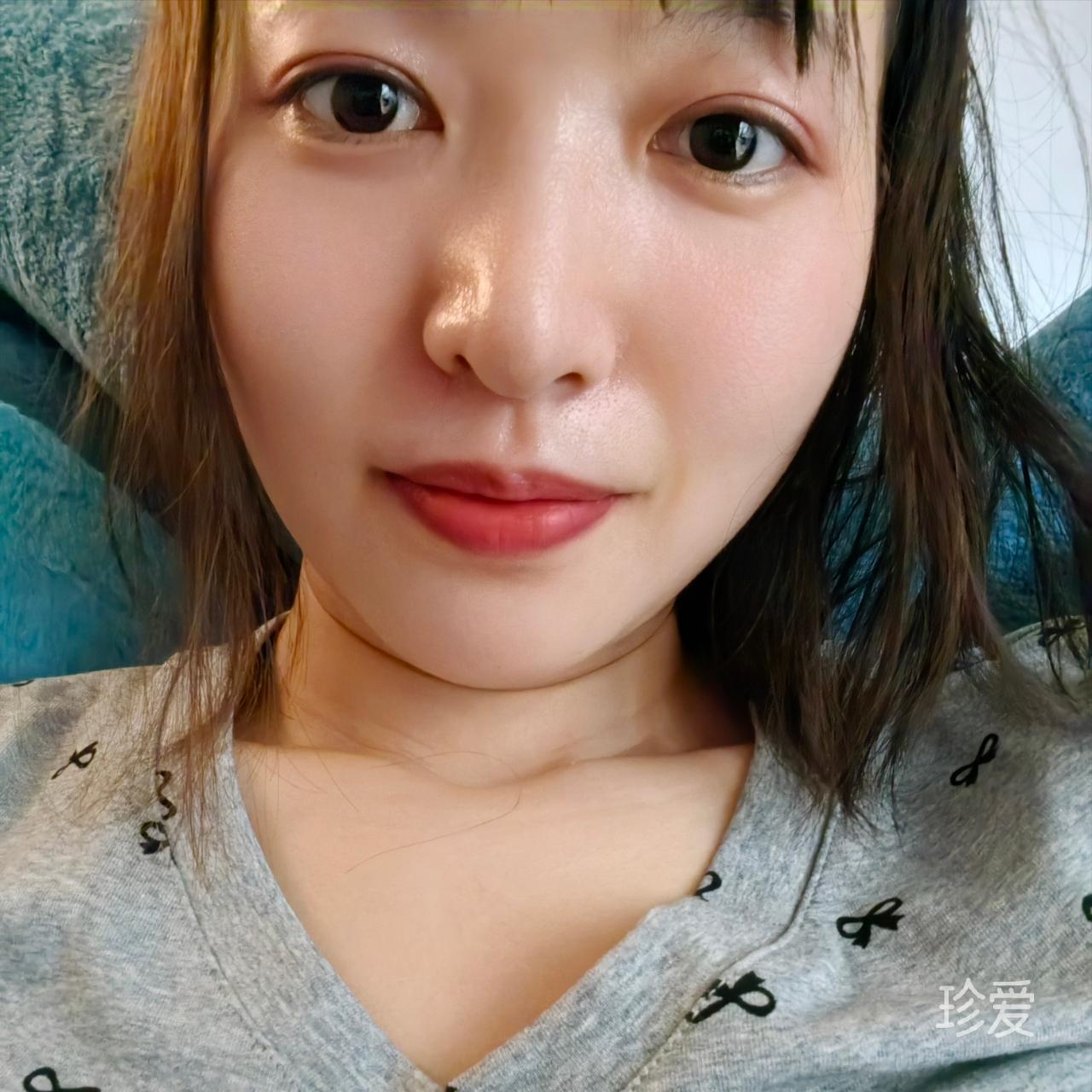 兆佳小奕