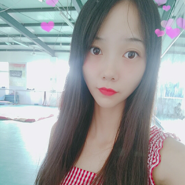 Dancer岑宝