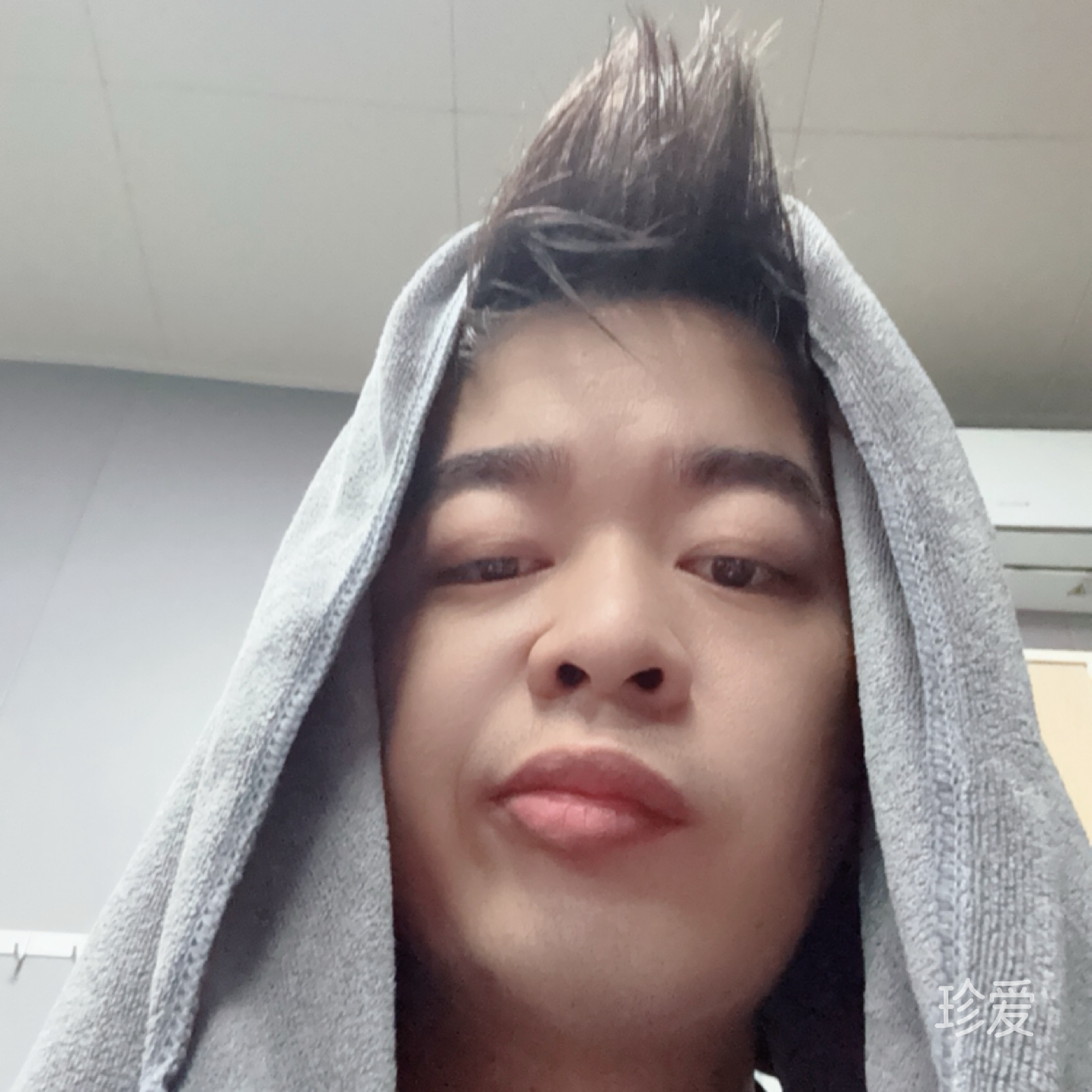 不必在乎我是谁