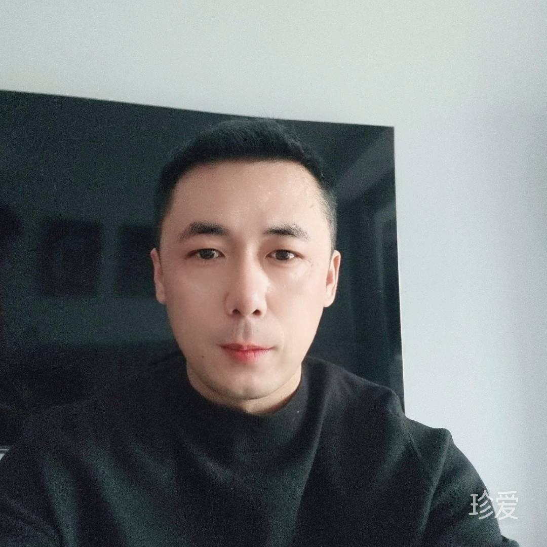 雨叶下的青蛙