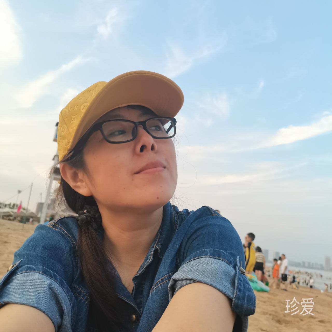 風(fēng)輕輕吹過(guò)