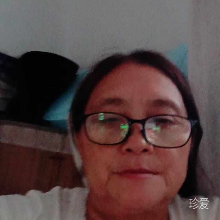 一个人听雨