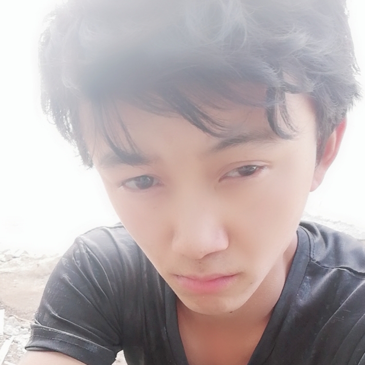 时光吹老了少年的