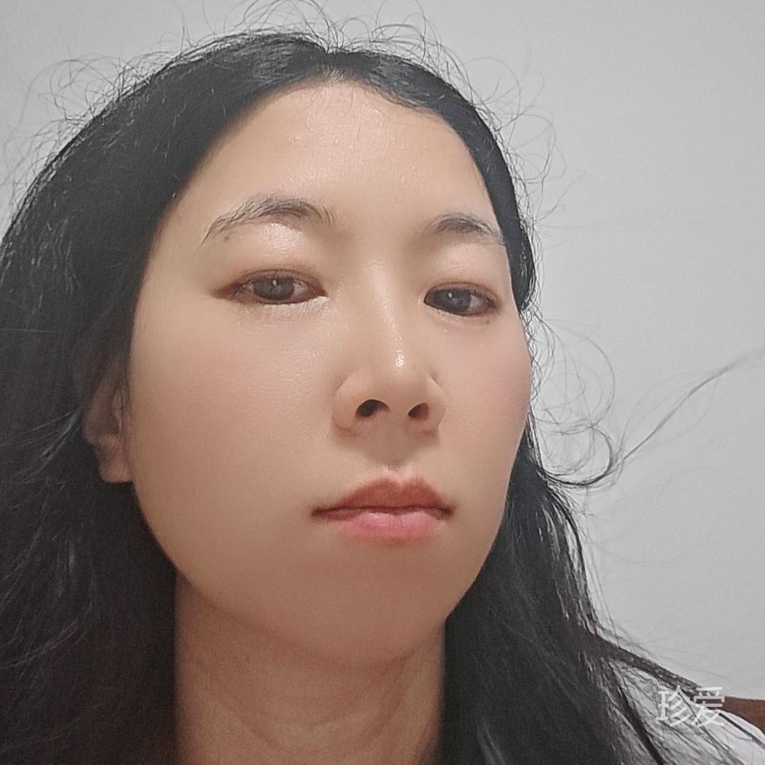 飘雨紫残荷