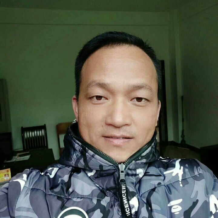 仰望星空腳踏實(shí)地