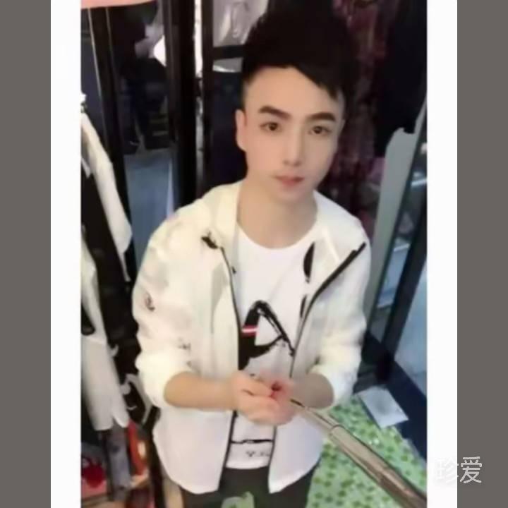 亚亚01