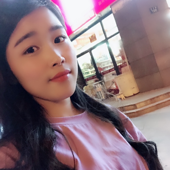 你笑容里很迷茫