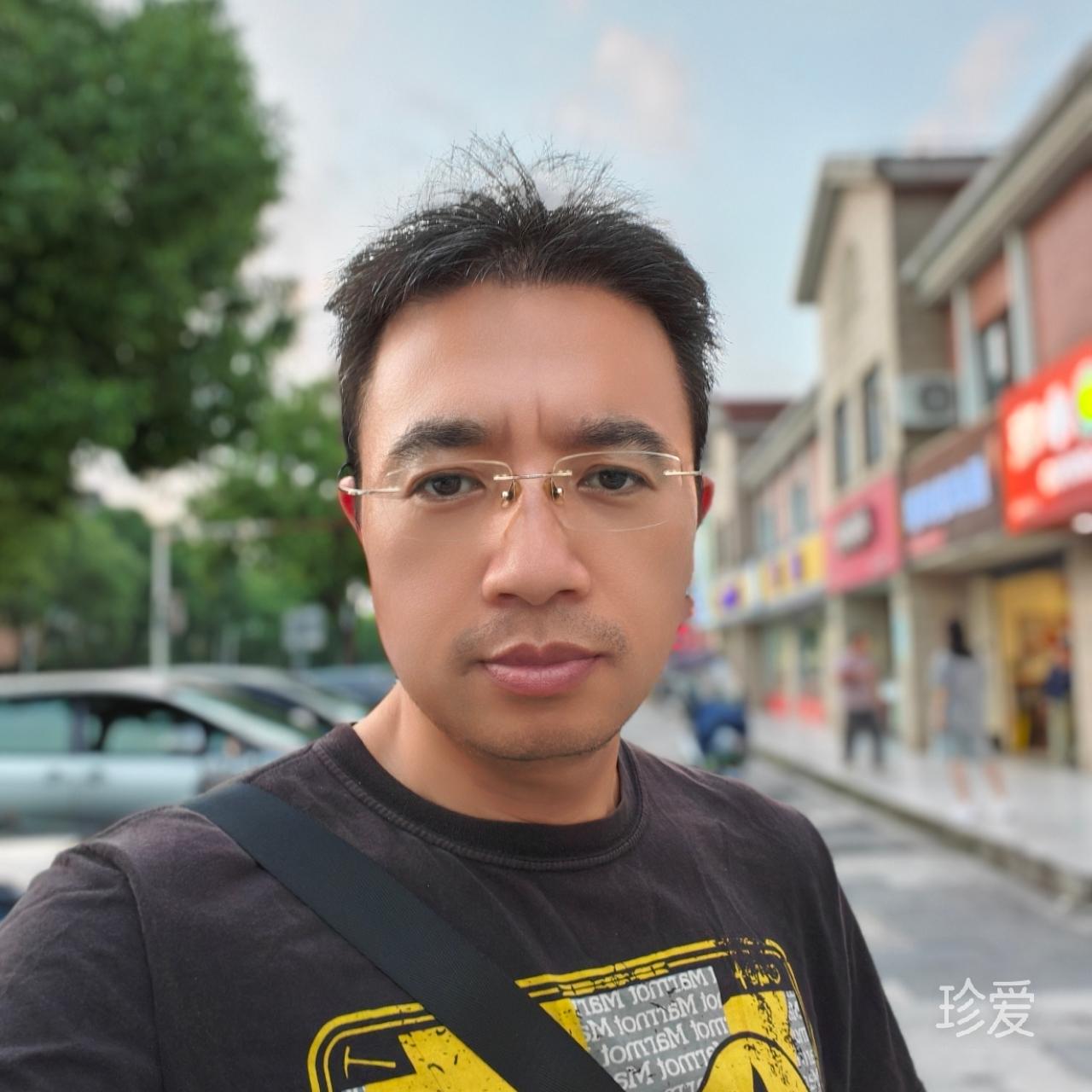 好大只卡丁車(chē)