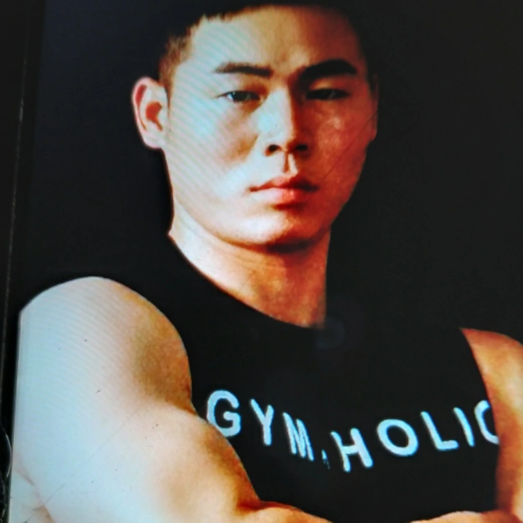 安安的做个阳光男子