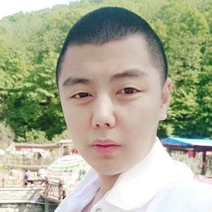 穿过黑暗的岁月