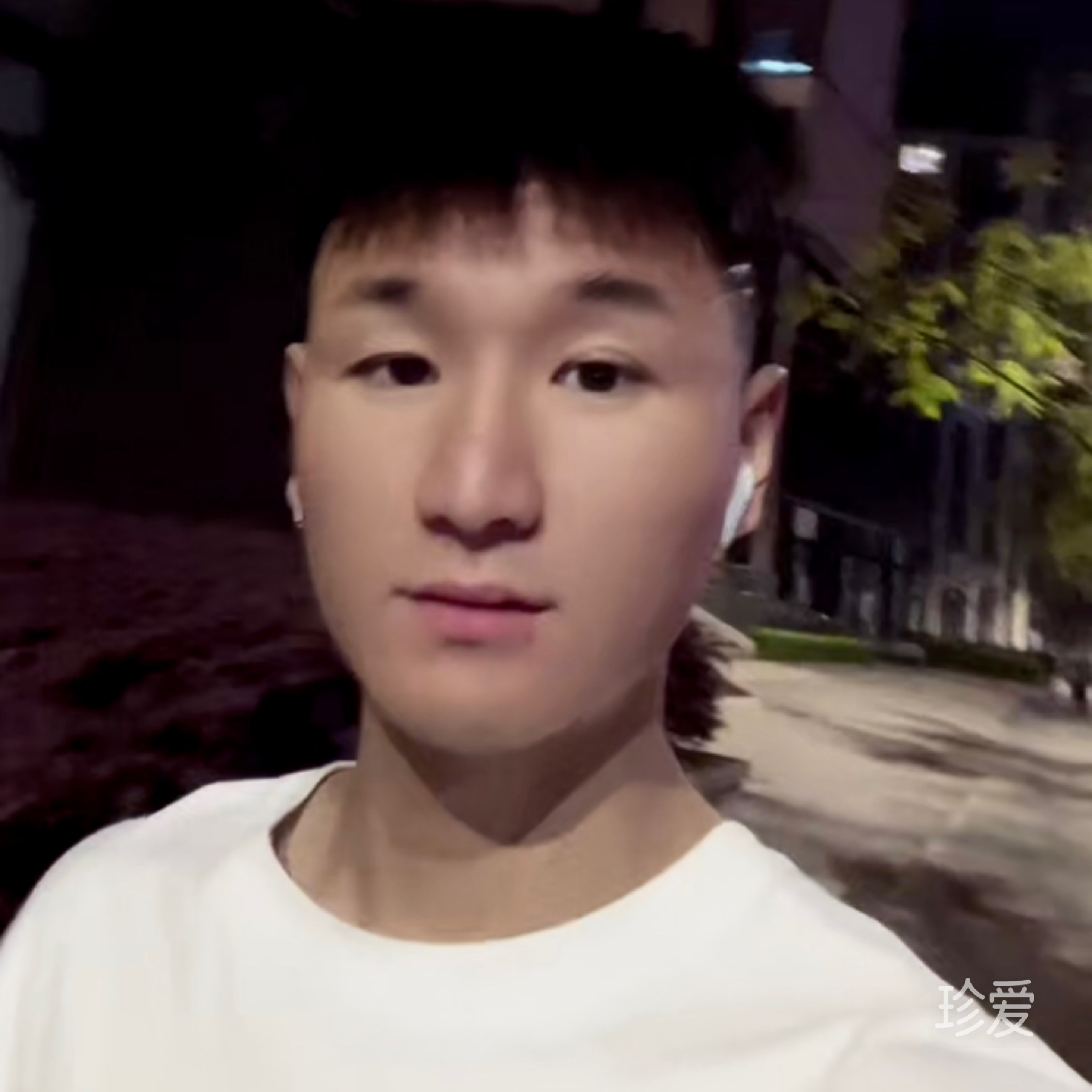 长不胖的何先生