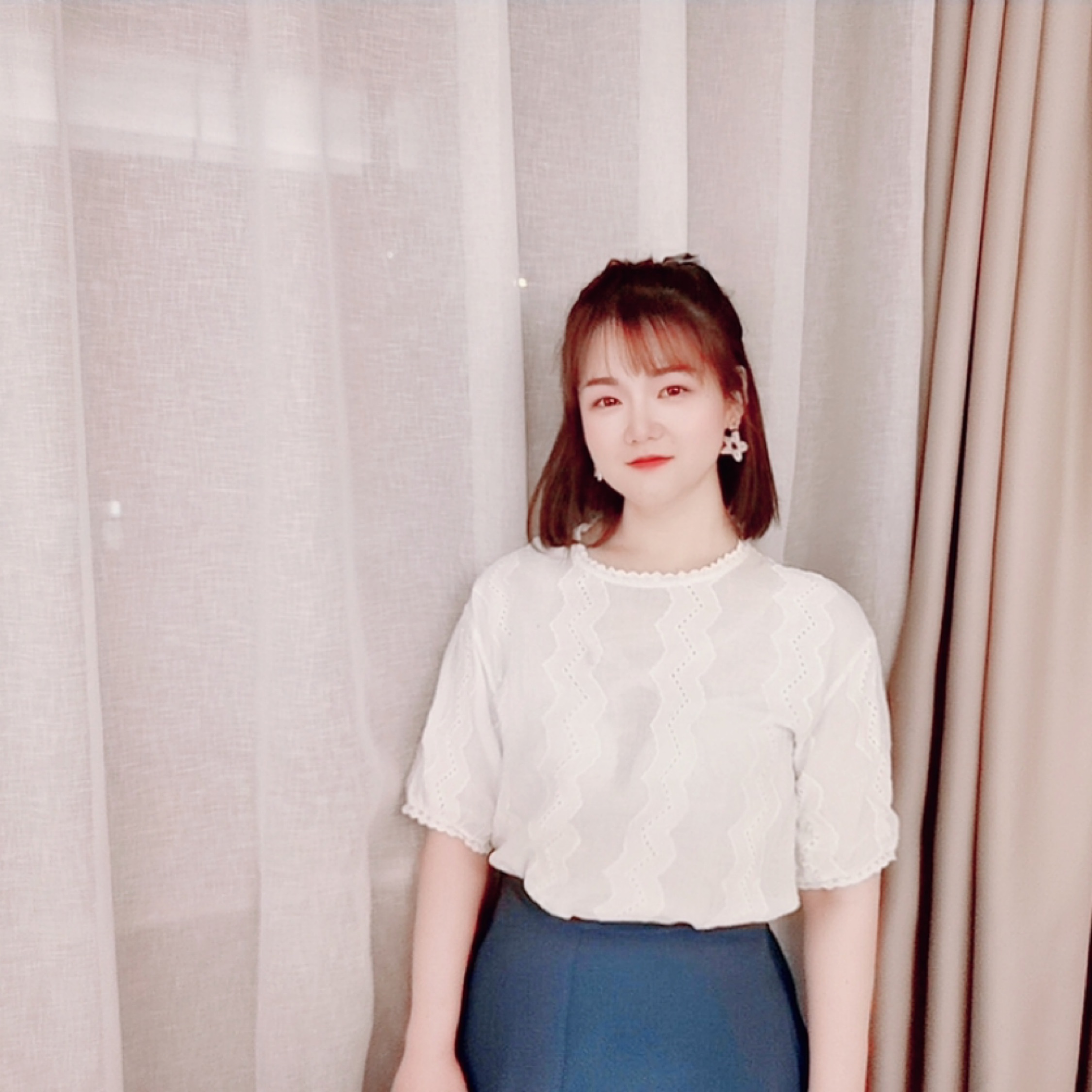 長頭發(fā)小侍從