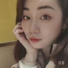 愛橄欖綠裝的小仙