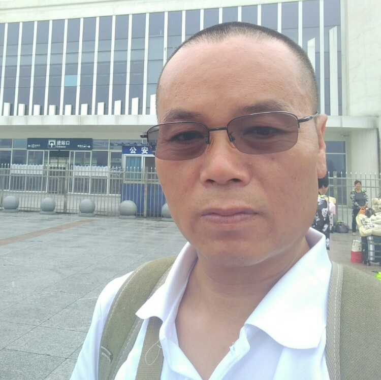 愛我你是幸福的