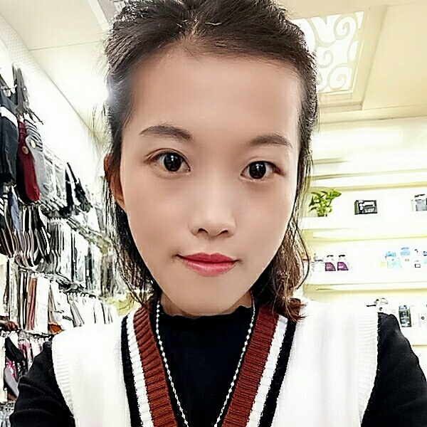 各有姻緣莫羨人