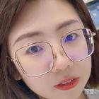愛笑的女孩