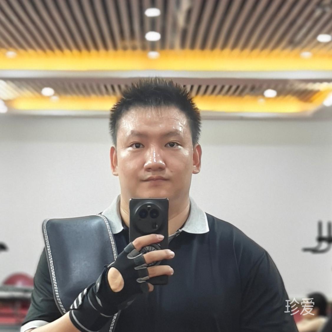 穿過(guò)曠野的4月