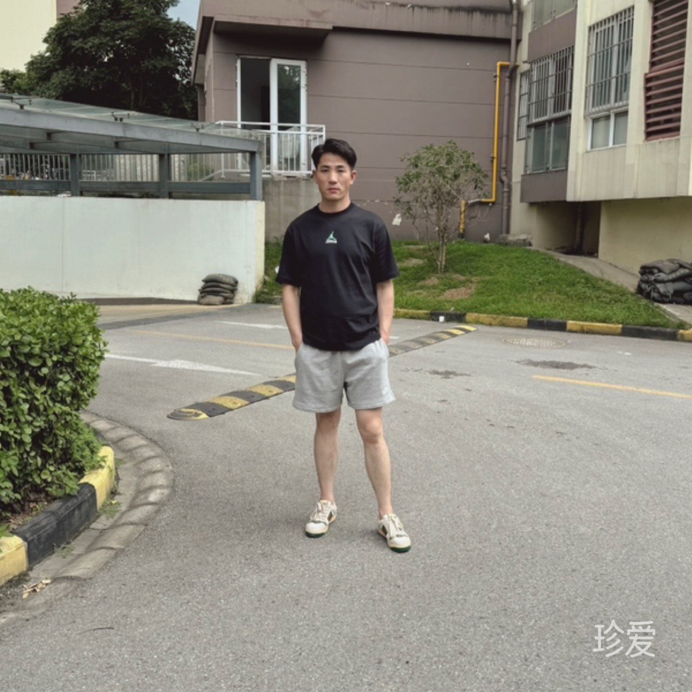 邵佳