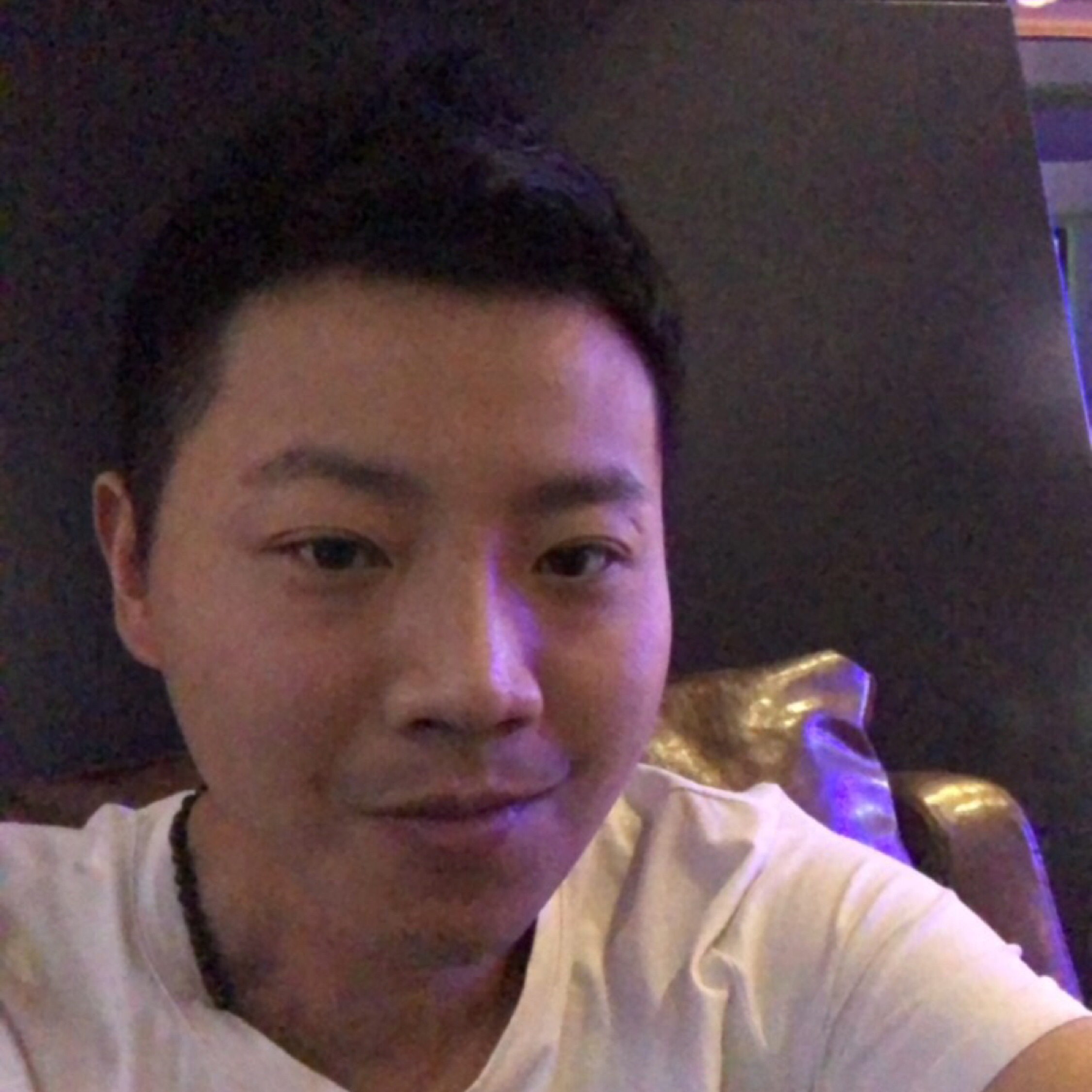 亡魚是深海的疤