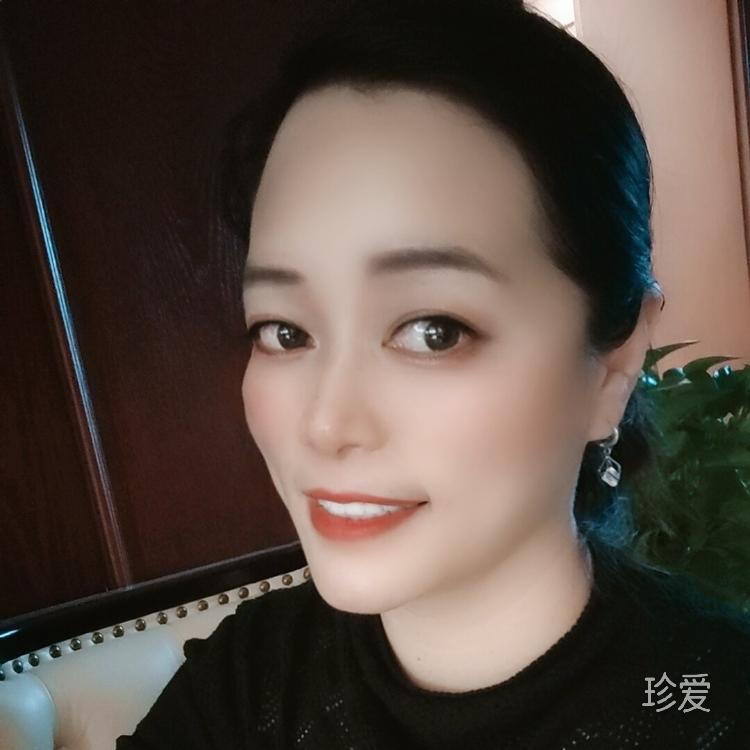 蓝色水晶