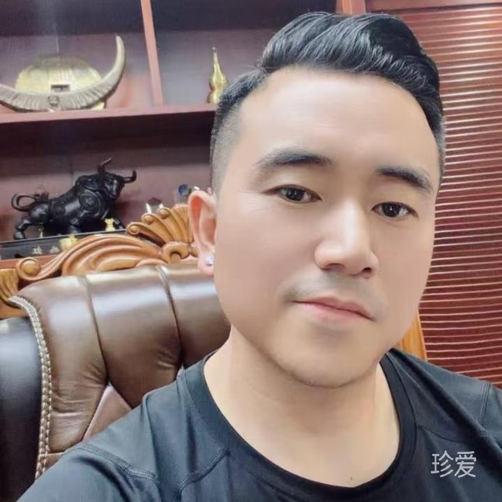 多岁的萨
