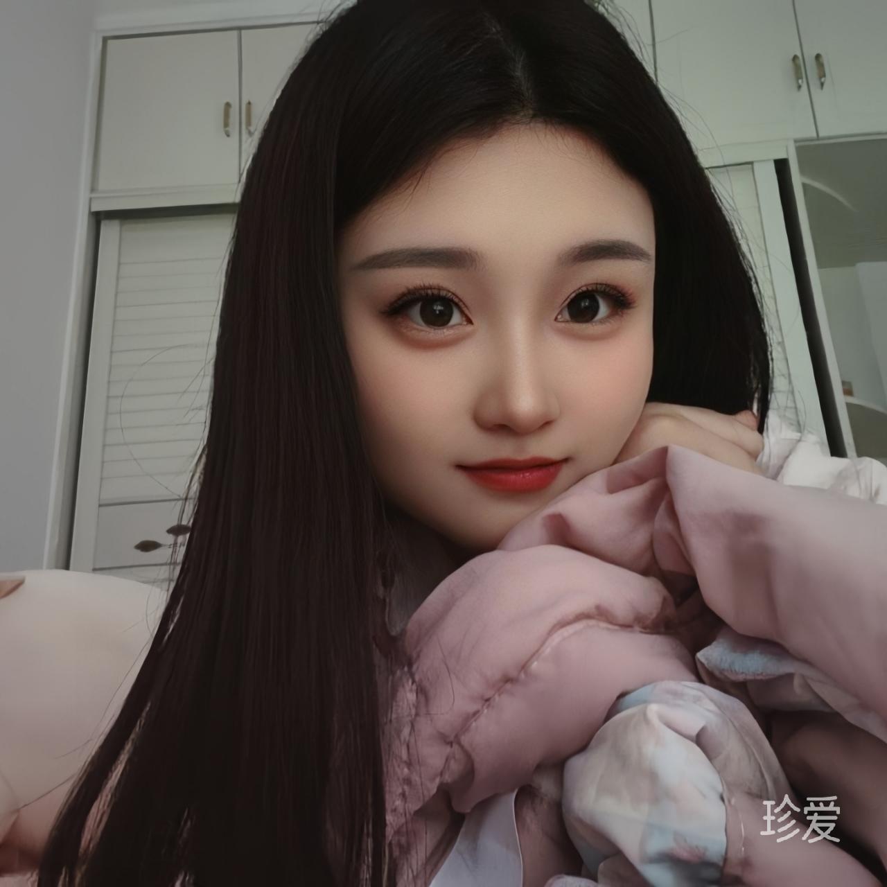 酒窝浅浅