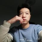 宏偉