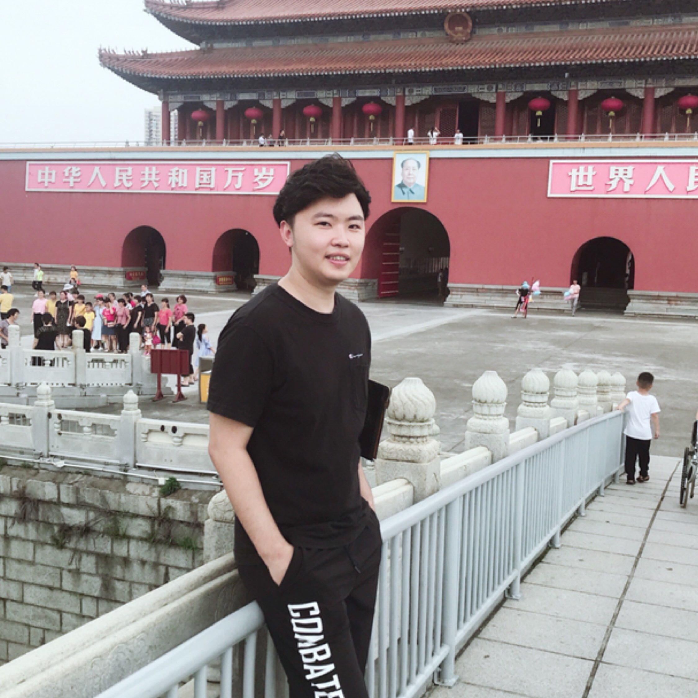 林艾灿